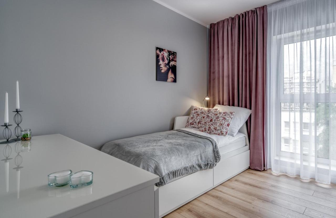 Flow Apartments Torun Bagian luar foto