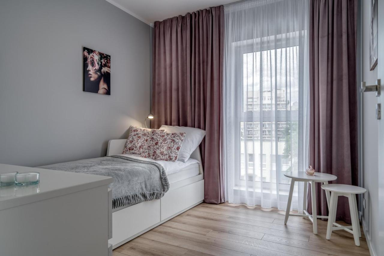 Flow Apartments Torun Bagian luar foto